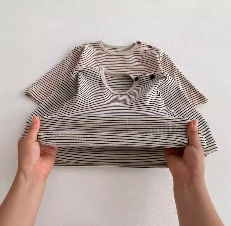 Load image into Gallery viewer, Boy's long-sleeved fine striped cotton sweater
