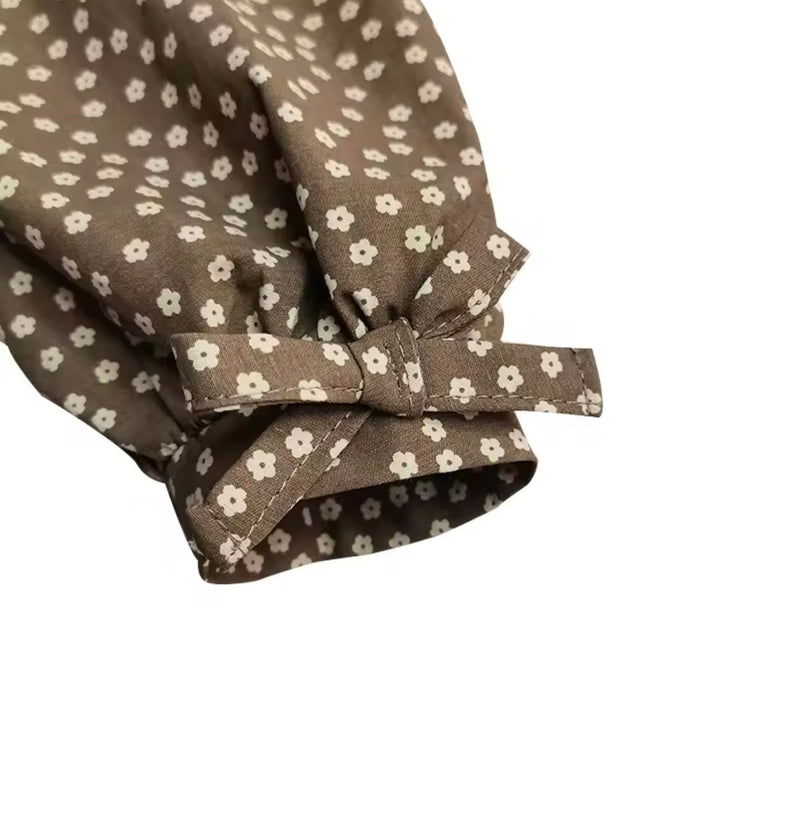 Chargez l&#39;image dans la visionneuse de la galerie, Robe bébé fille fleurie d’automne – Modèle Kali en coton doux et élégant - Boutique Kaki Lilas
