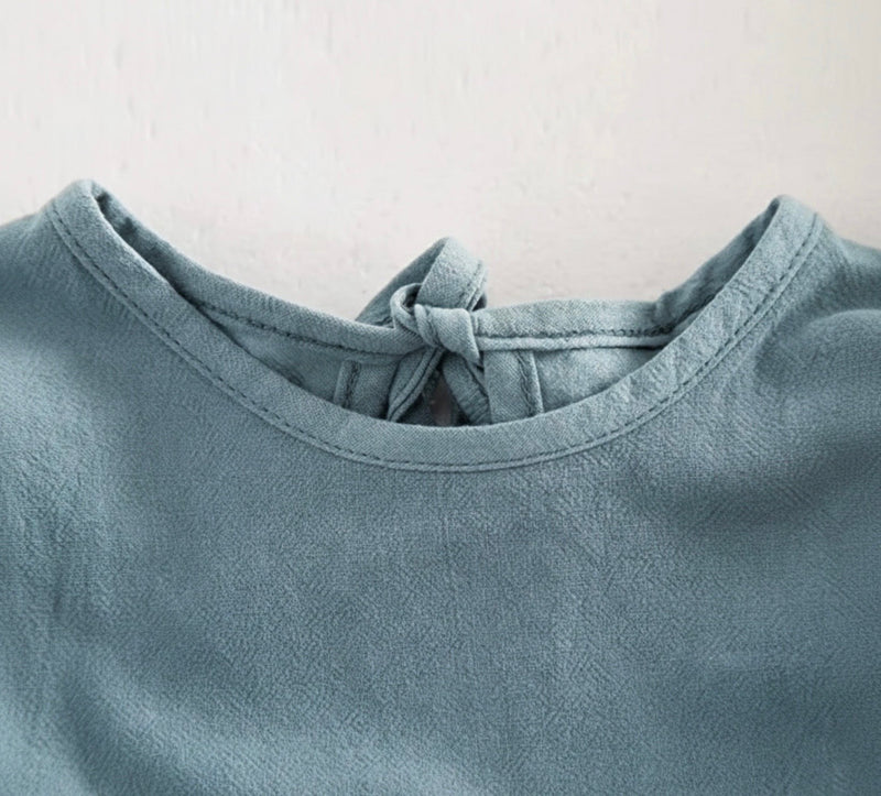 Chargez l'image dans la visionneuse de la galerie, Robe pour filles bleue à manches à volants – Vichy
