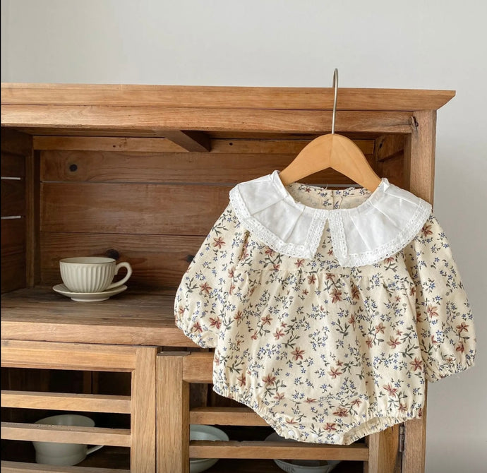 Cache-couches bébé fleuri rosé en coton doux – Kali - Boutique Kaki Lilas