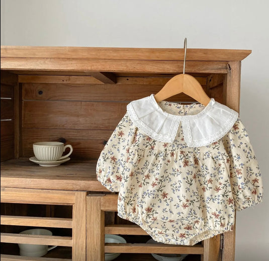 Cache-couches bébé fleuri rosé en coton doux – Kali - Boutique Kaki Lilas