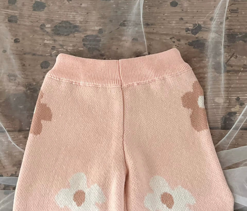 Chargez l&#39;image dans la visionneuse de la galerie, Ensemble Fille Pull et Pantalon à Fleurs – Modèle Kali | Doux &amp; Confortable - Boutique Kaki Lilas
