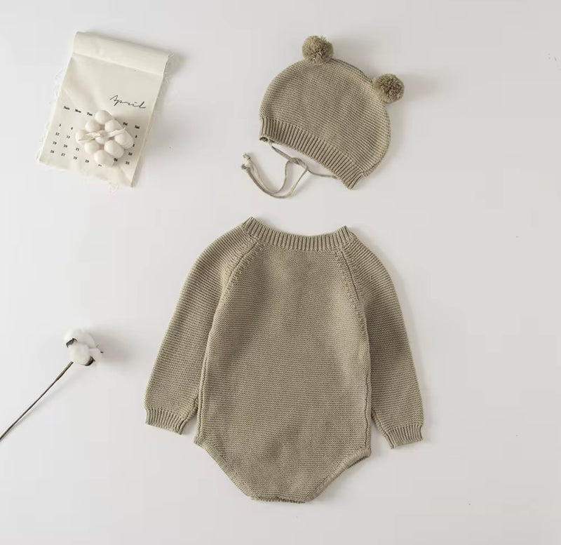Load image into Gallery viewer, Soft cotton knit baby jumpsuit + hat – Kali
