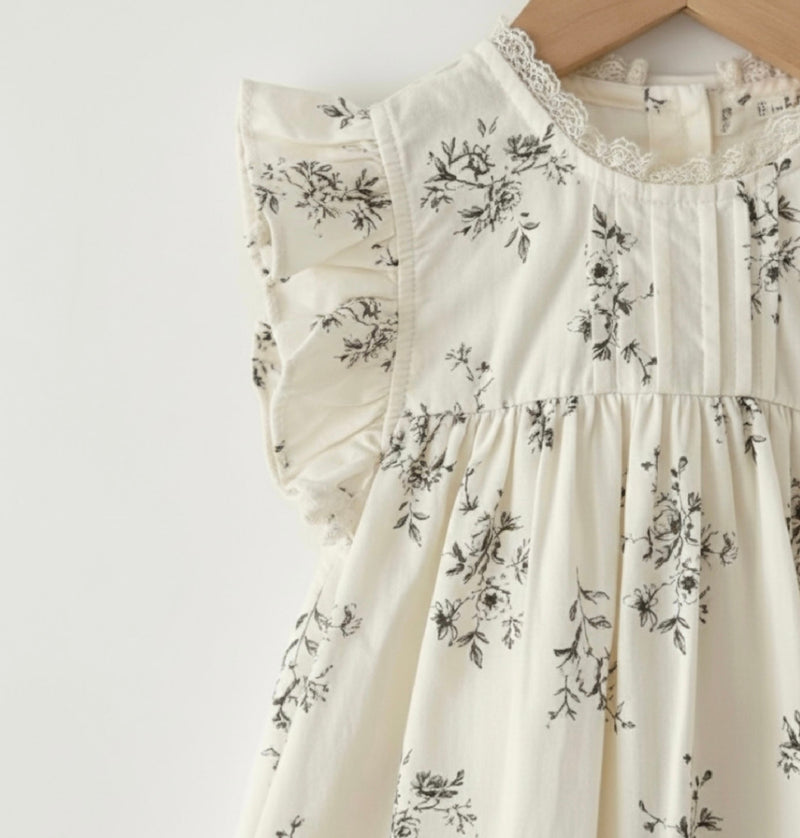 Chargez l'image dans la visionneuse de la galerie, Robe bébé fille en coton floral d’été
