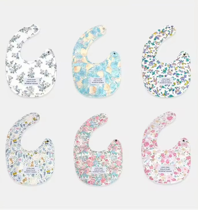 Bavoir bébé en coton motif fleuri – Kali - Boutique Kaki Lilas