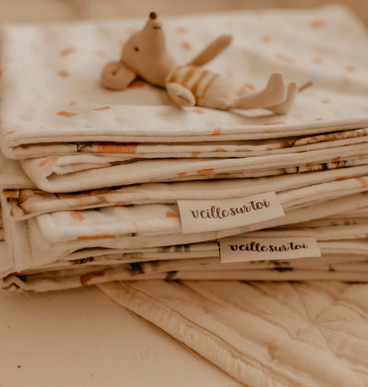 Couvertures emmaillotage de la marque Veille sur toi - Boutique Kaki Lilas