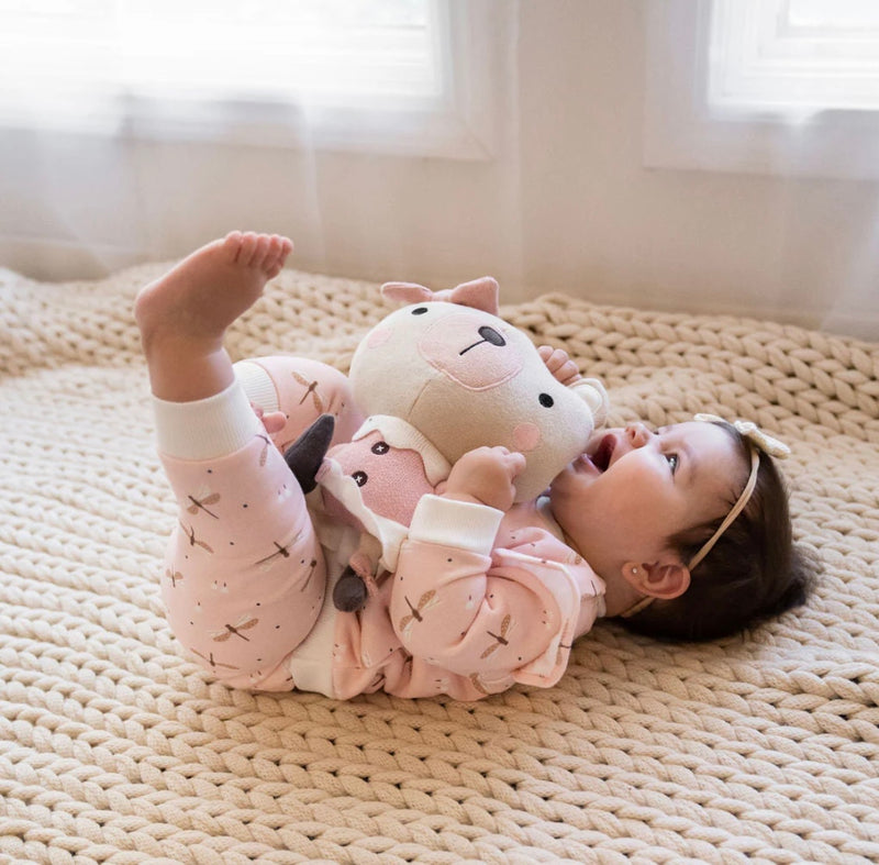 Chargez l'image dans la visionneuse de la galerie, Peluche faite mains en coton bio Frankie bear et l’infirmière ours

