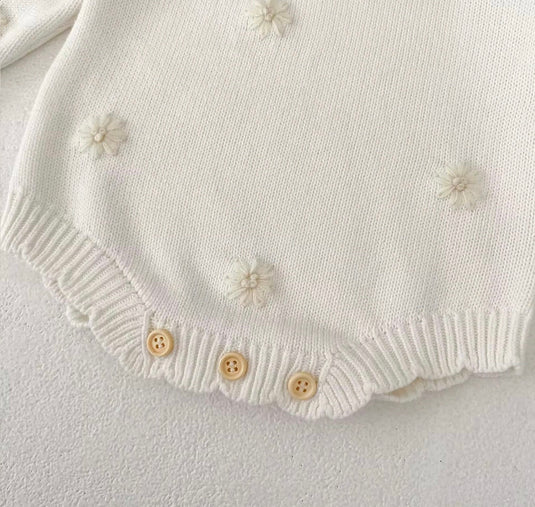 Combinaison bébé fille en tricot doux à motifs fleuris – Kali