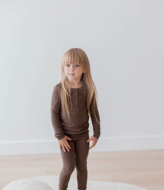 Ensemble Henley à manches longues | Noyer coton bio - Boutique Kaki Lilas
