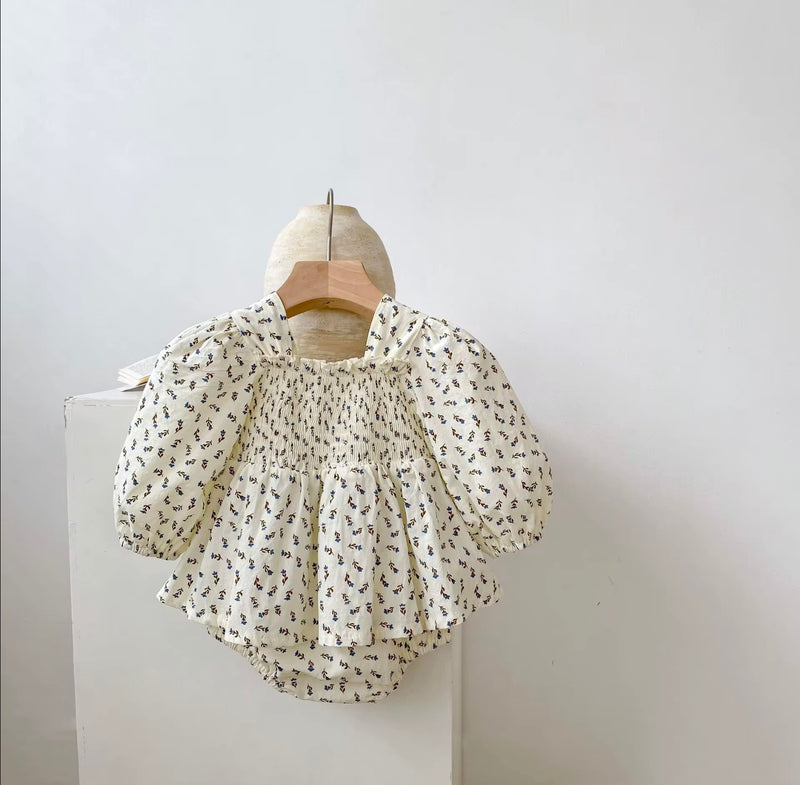 Chargez l&#39;image dans la visionneuse de la galerie, Cache-couches bébé manches bouffantes chic en coton – Kali - Boutique Kaki Lilas
