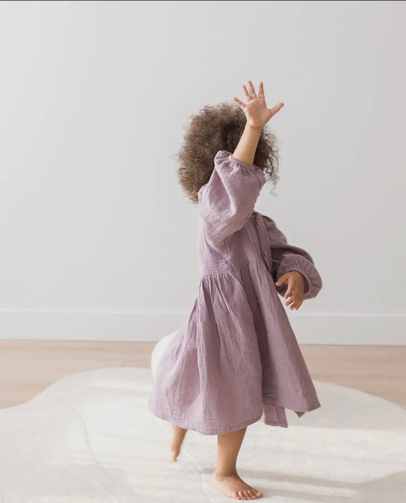Chargez l'image dans la visionneuse de la galerie, Robe à manches bouffantes Lilas coton bio - Boutique Kaki Lilas
