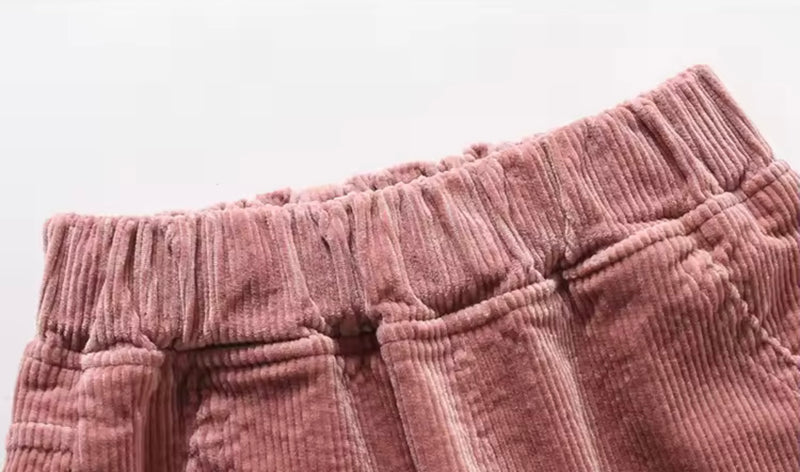 Load image into Gallery viewer, Pantalon pour filles en velours côtelé motif lapin – Kali - Boutique Kaki Lilas
