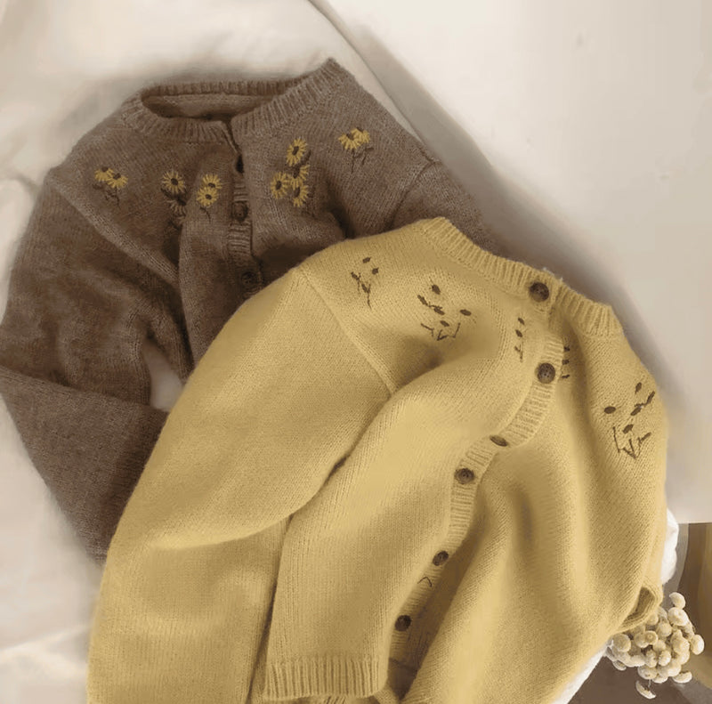 Chargez l&#39;image dans la visionneuse de la galerie, Cardigan bébé brodé en coton doux – Kali - Boutique Kaki Lilas
