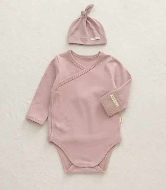 Grenouillère pour bébé avec bonnet en coton bio